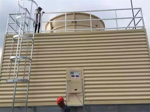冷卻塔的工作原理及安裝選址(冷卻塔的模板用什么材料做成的)