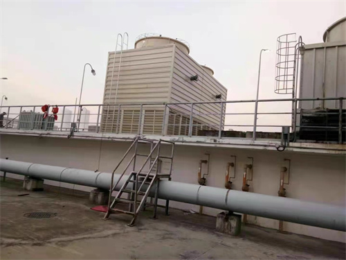 布水不均勻?qū)A形冷卻塔的影響