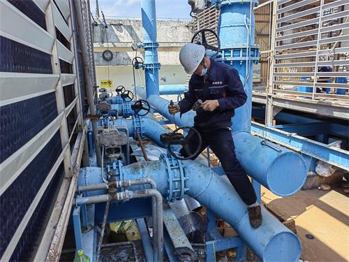 冷卻塔的類型特點,開式冷卻塔的特點